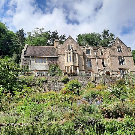 Апартаменты Haslington House Малверн-Уэллс Экстерьер фото