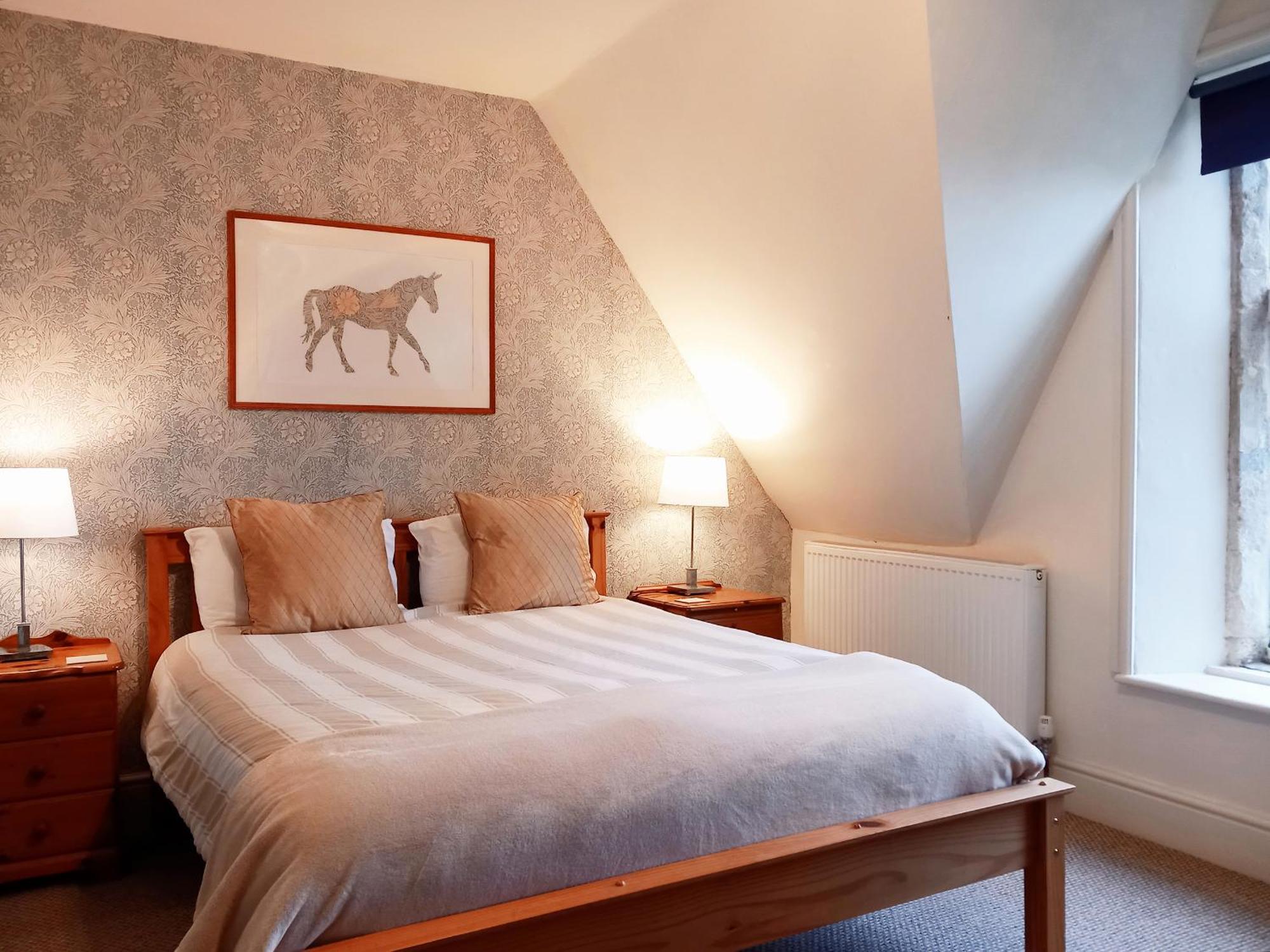 Апартаменты Haslington House Малверн-Уэллс Экстерьер фото