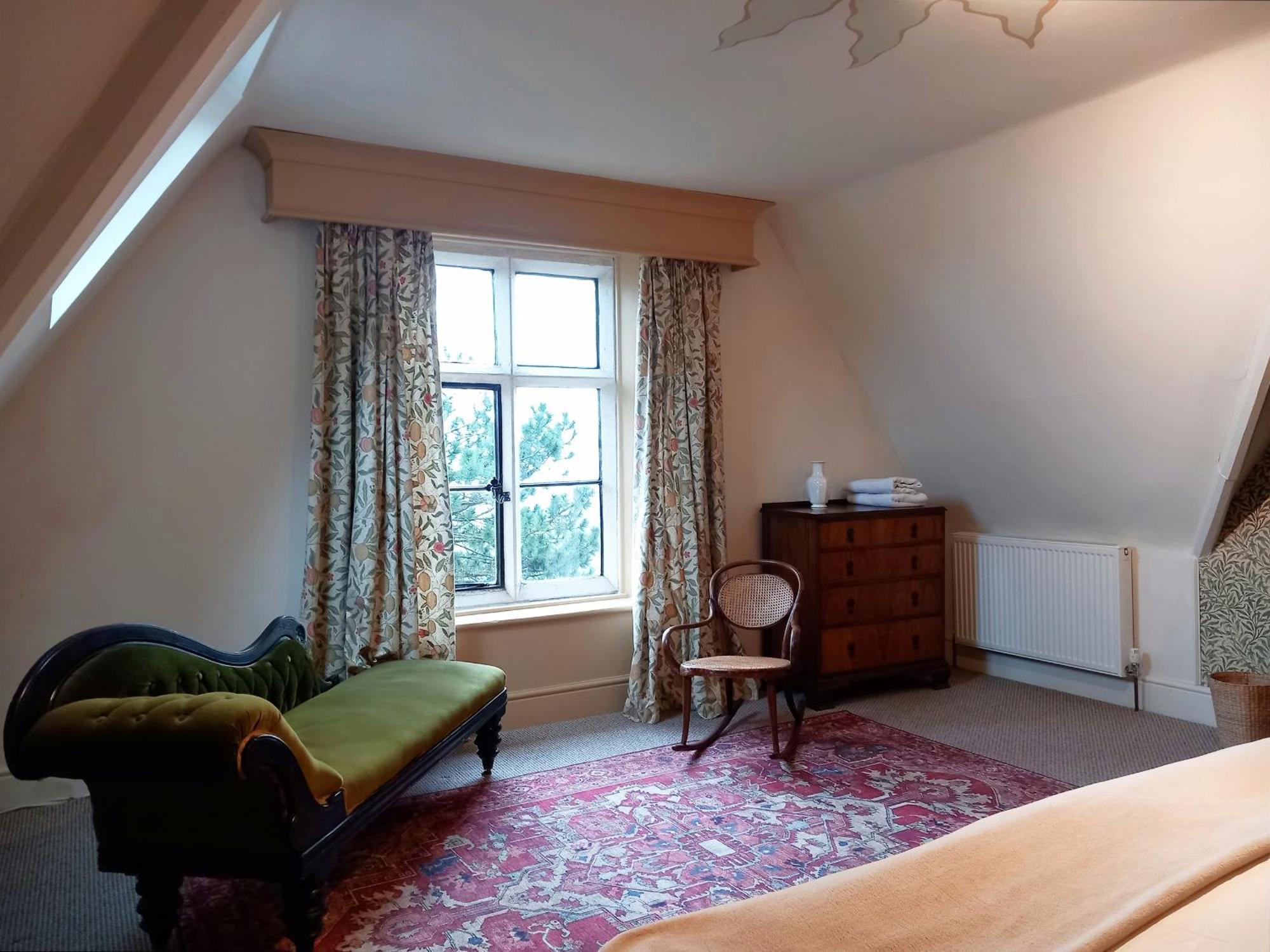 Апартаменты Haslington House Малверн-Уэллс Экстерьер фото